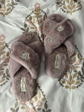 Jessica Simpson Purple Mauve Fuzzy Cross-Band Jewel Slide Slippers 9 L Large